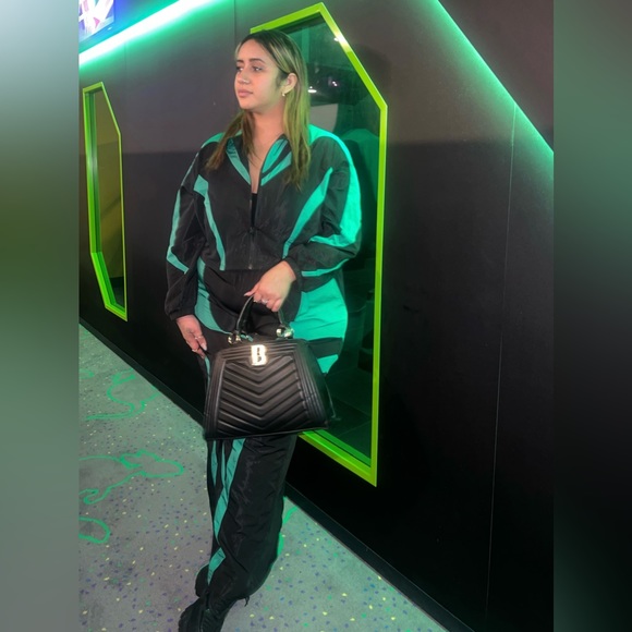 Windbreaker Pant Set - Picture 2 of 6